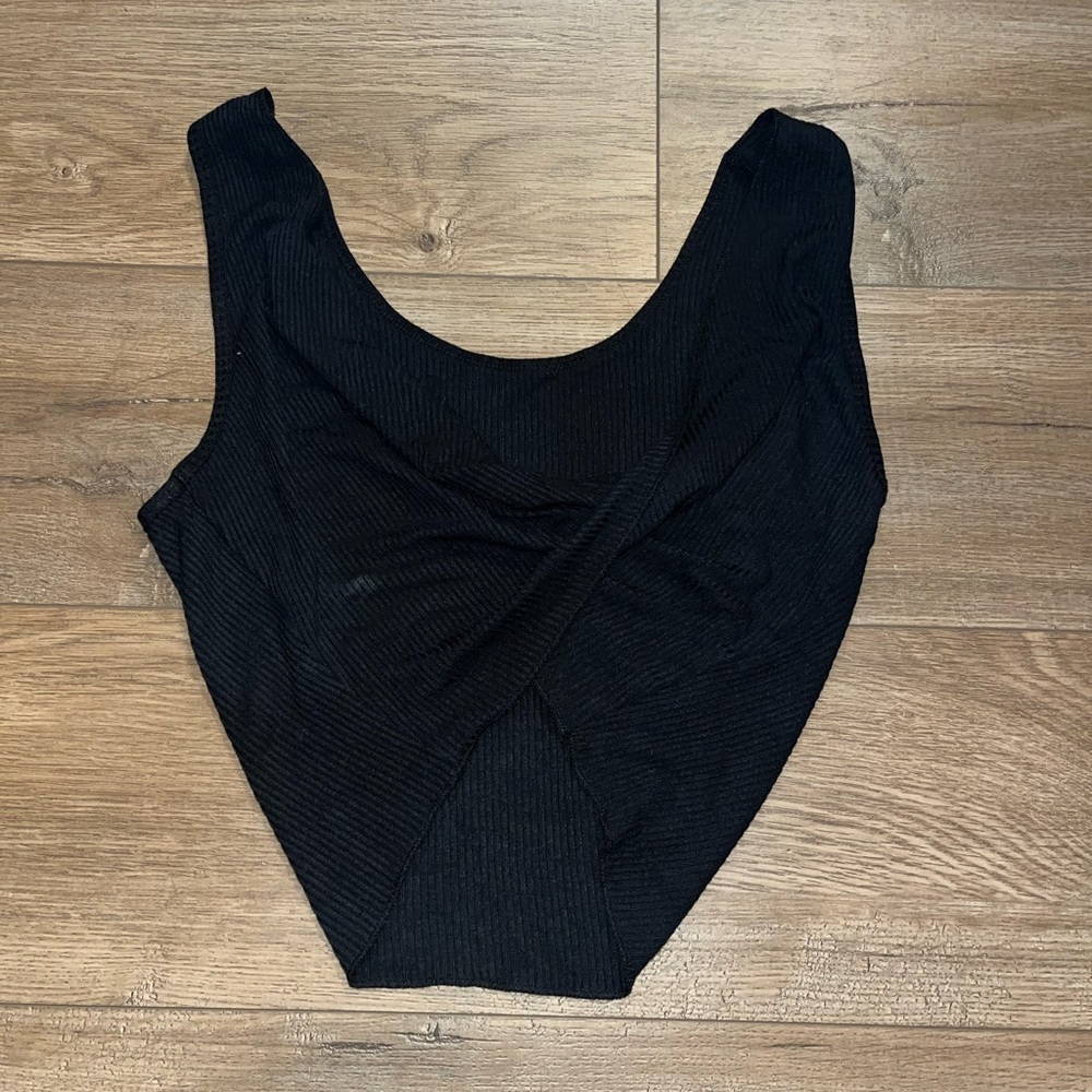 Alo Reversible Twist Top